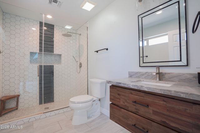 6521 N 11TH Avenue, Phoenix, AZ 85013