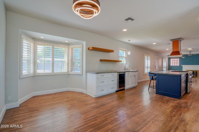 6521 N 11TH Avenue, Phoenix, AZ 85013