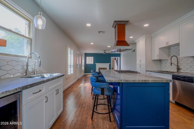 6521 N 11TH Avenue, Phoenix, AZ 85013