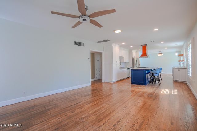 6521 N 11TH Avenue, Phoenix, AZ 85013