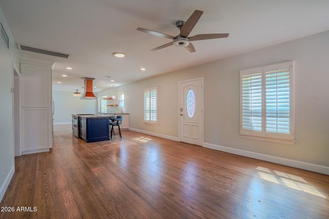 6521 N 11TH Avenue, Phoenix, AZ 85013