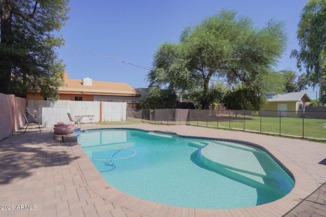 6521 N 11TH Avenue, Phoenix, AZ 85013