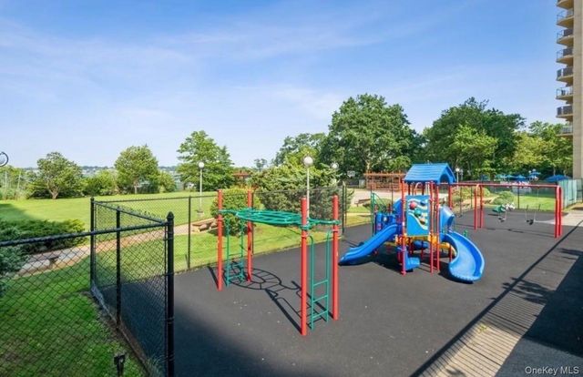 18-15 215 Street PH F, Bayside, NY 11360