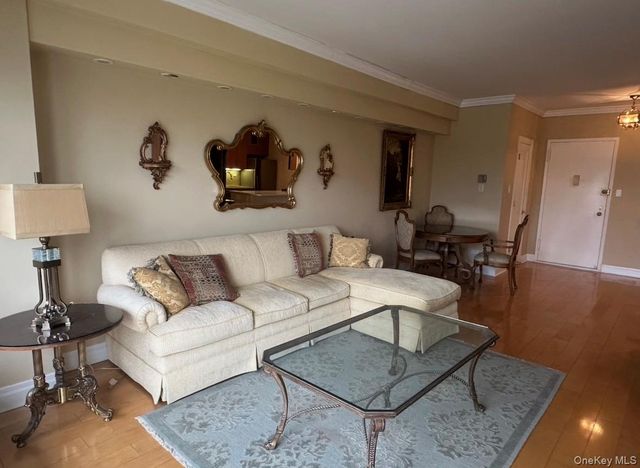 18-15 215 Street PH F, Bayside, NY 11360