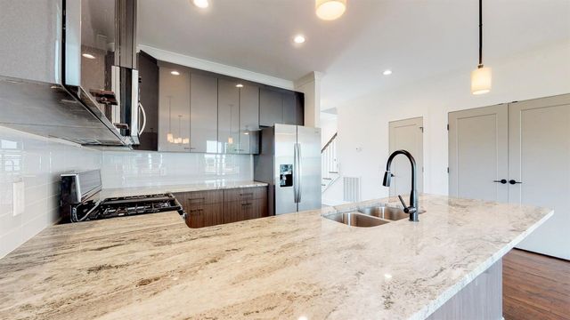 413 Eastboro Dr, Nashville, TN 37209