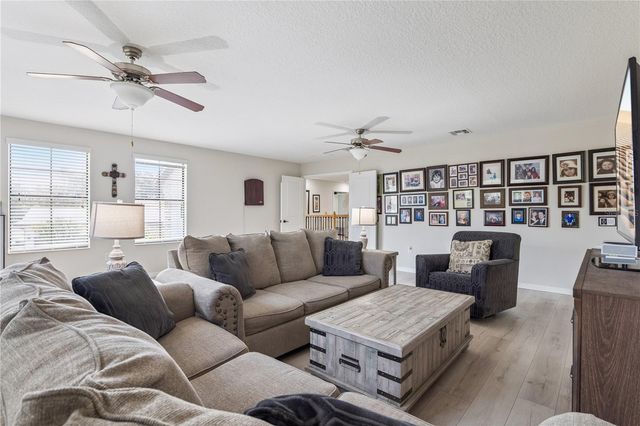32628 VIEW HAVEN LANE, Sorrento, FL 32776