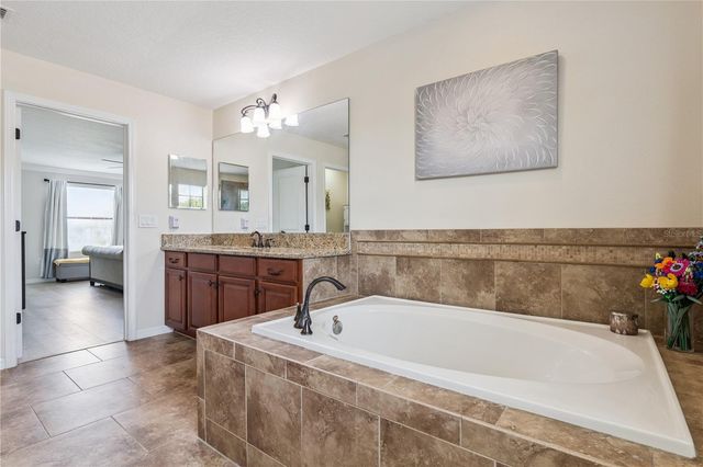 32628 VIEW HAVEN LANE, Sorrento, FL 32776