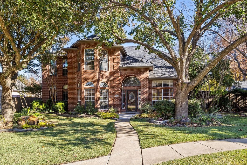 7410 Arborside Drive, Rowlett, TX 75089