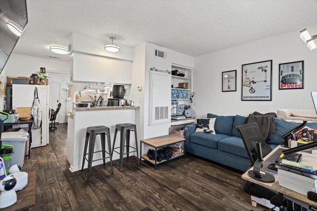 2808 Whitis Ave C304, Austin, TX 78705