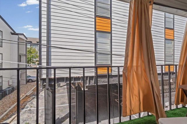 2808 Whitis Ave C304, Austin, TX 78705