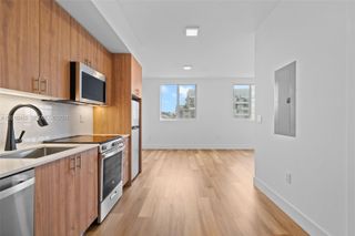 650 SW 1st St 301, Miami, FL 33130