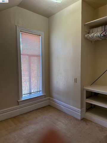 663 25TH Street, Oakland, CA 94612