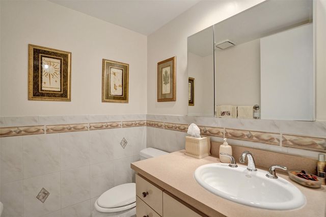 2900 N Course Drive 602, Pompano Beach, FL 33069