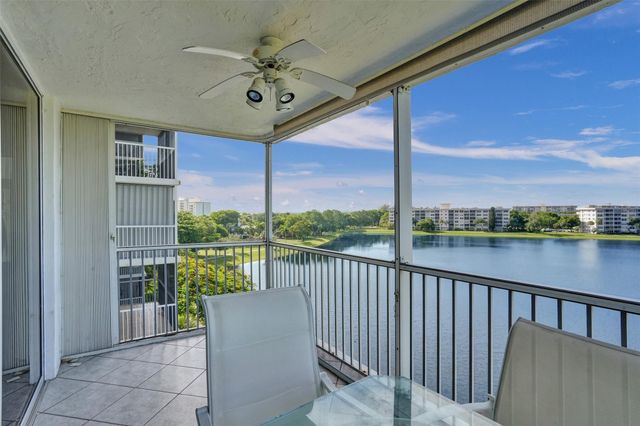 2900 N Course Drive 602, Pompano Beach, FL 33069