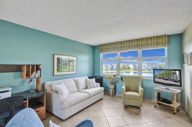 2900 N Course Drive 602, Pompano Beach, FL 33069