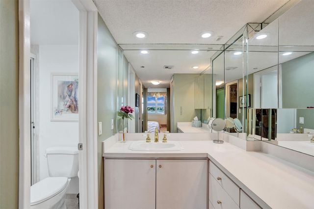 2900 N Course Drive 602, Pompano Beach, FL 33069