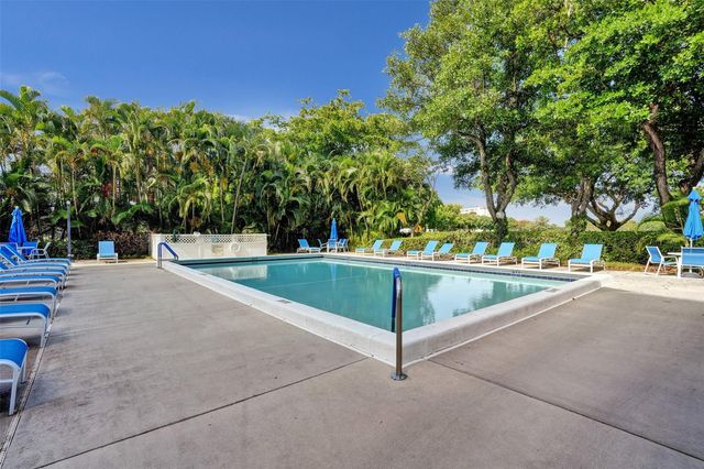 2900 N Course Drive 602, Pompano Beach, FL 33069