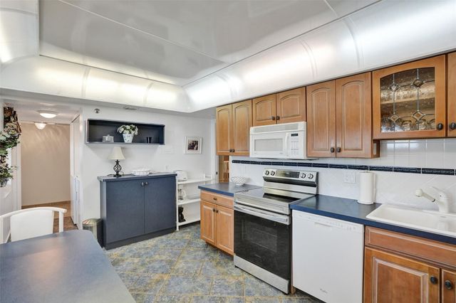 2900 N Course Drive 602, Pompano Beach, FL 33069