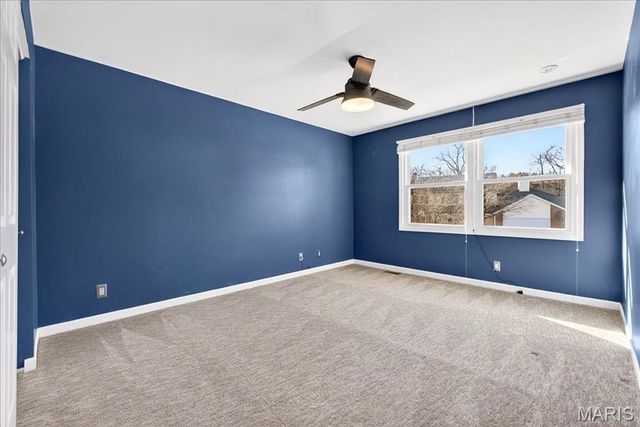 2350 Gateroyal Drive, St Louis, MO 63131