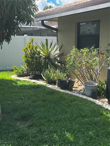 522 SE 34 TERRACE, Cape Coral, FL 33904