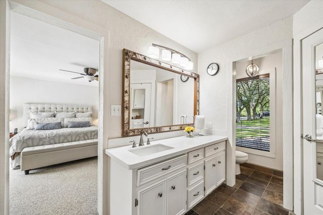 2020 Pecan Lake Drive, Richmond, TX 77406