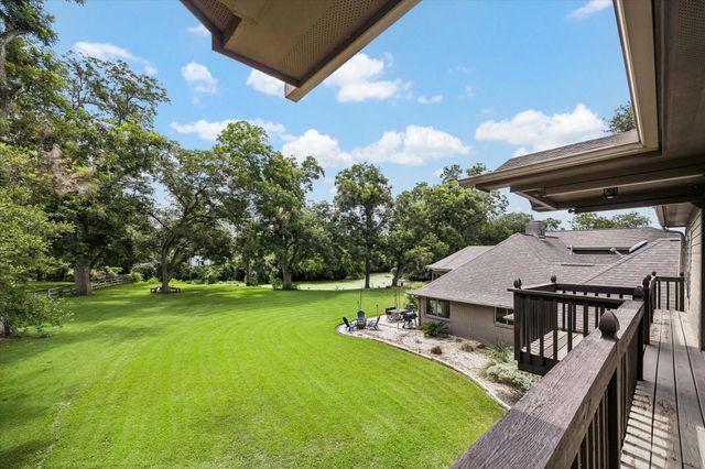 2020 Pecan Lake Drive, Richmond, TX 77406