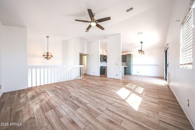 4021 E AMBERWOOD Drive, Phoenix, AZ 85048