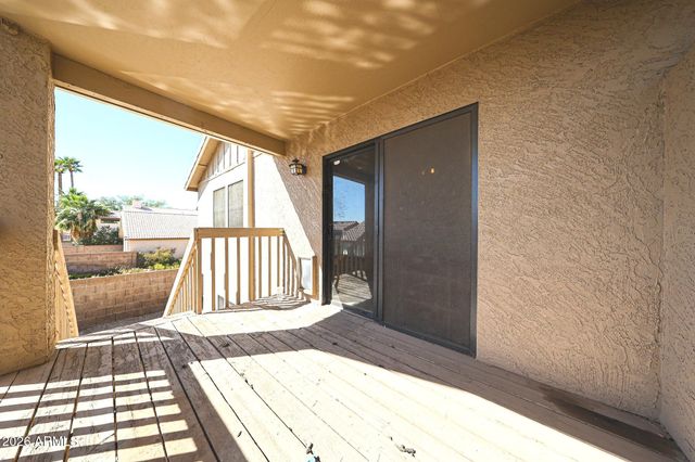 4021 E AMBERWOOD Drive, Phoenix, AZ 85048