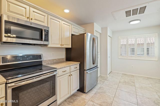 9455 E RAINTREE Drive 2006, Scottsdale, AZ 85260