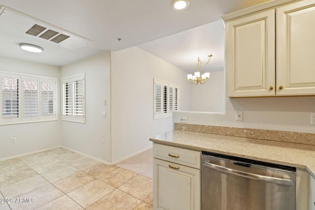 9455 E RAINTREE Drive 2006, Scottsdale, AZ 85260