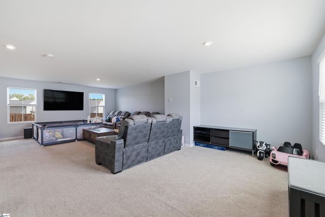841 Speakeasy Lane, Inman, SC 29349