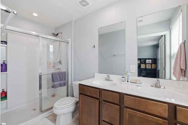 841 Speakeasy Lane, Inman, SC 29349
