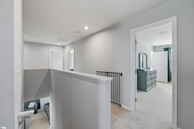 841 Speakeasy Lane, Inman, SC 29349