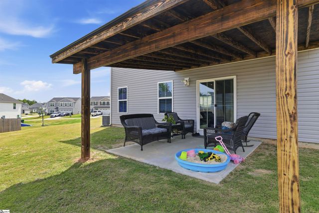 841 Speakeasy Lane, Inman, SC 29349