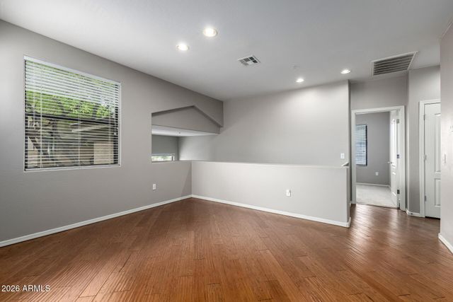 705 W QUEEN CREEK Road 2114, Chandler, AZ 85248