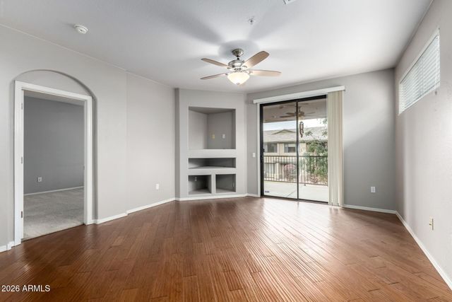 705 W QUEEN CREEK Road 2114, Chandler, AZ 85248