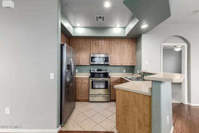 705 W QUEEN CREEK Road 2114, Chandler, AZ 85248