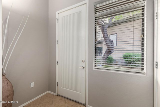 705 W QUEEN CREEK Road 2114, Chandler, AZ 85248