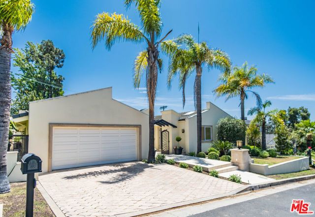 480 N Robinwood Drive, Los Angeles, CA 90049