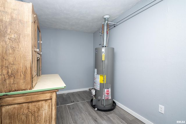 12730 CARTER Road, Pekin, IL 61554