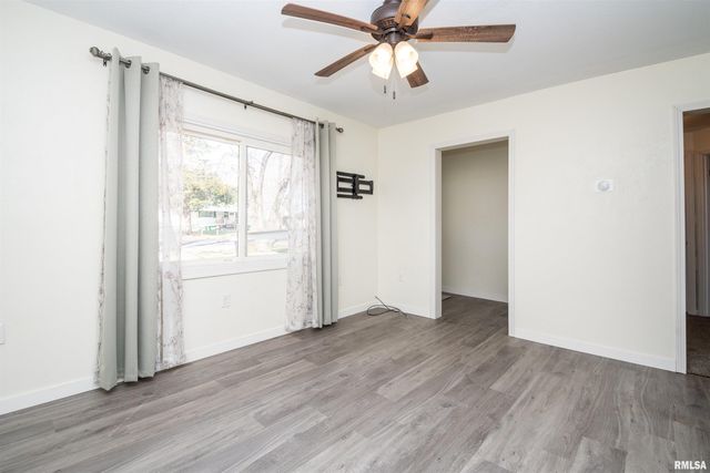 12730 CARTER Road, Pekin, IL 61554