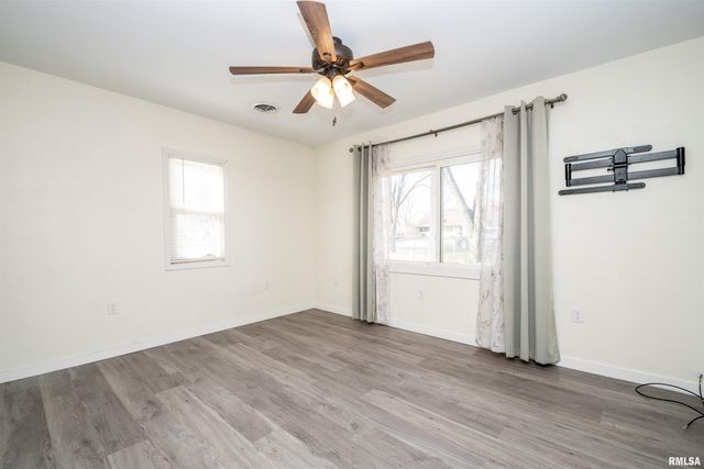 12730 CARTER Road, Pekin, IL 61554