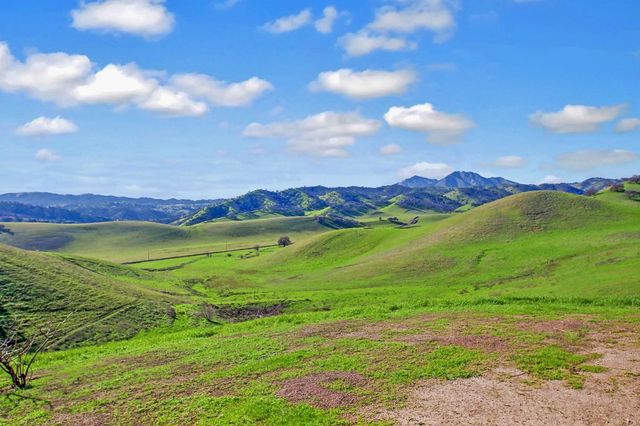 9621 Deer Valley Road, Brentwood, CA 94513