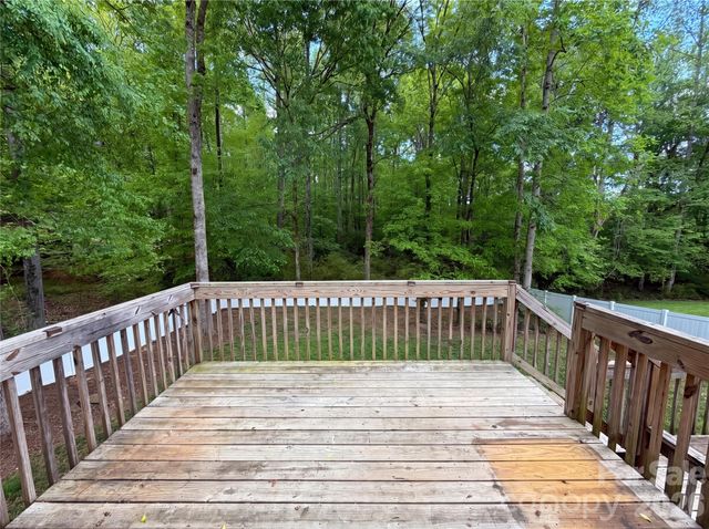 319 Beacon Hills Drive, Gastonia, NC 28056