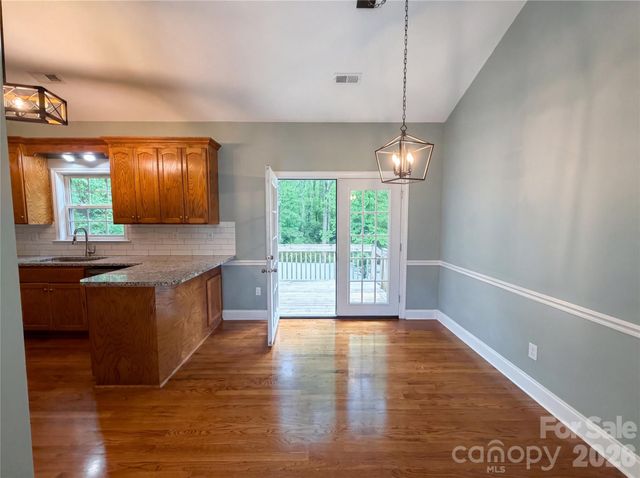 319 Beacon Hills Drive, Gastonia, NC 28056