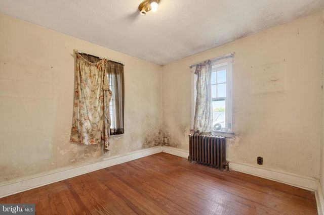 2583 RADCLIFFE RD, Broomall, PA 19008