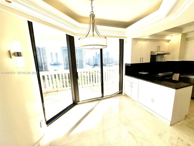 2000 Island Blvd 1801, Aventura, FL 33160