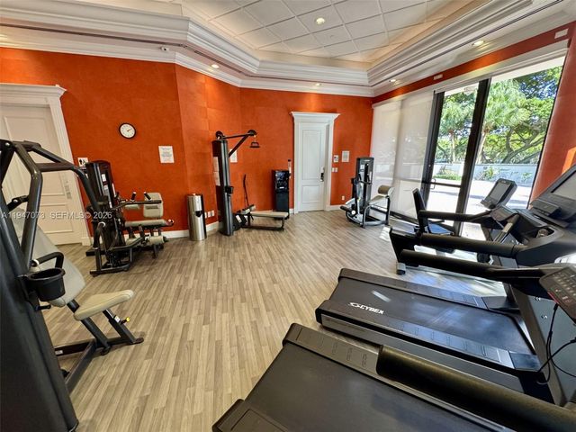 2000 Island Blvd 1801, Aventura, FL 33160