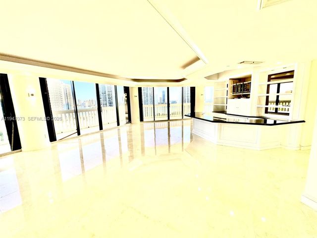 2000 Island Blvd 1801, Aventura, FL 33160