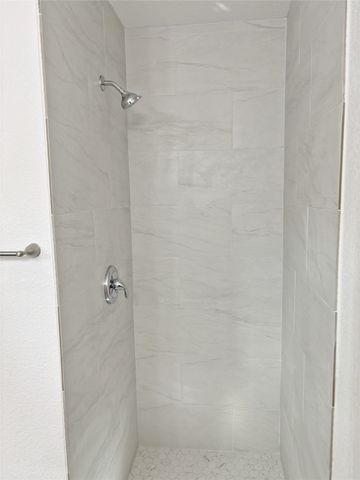 1615 Jones Street, Greenville, TX 75401